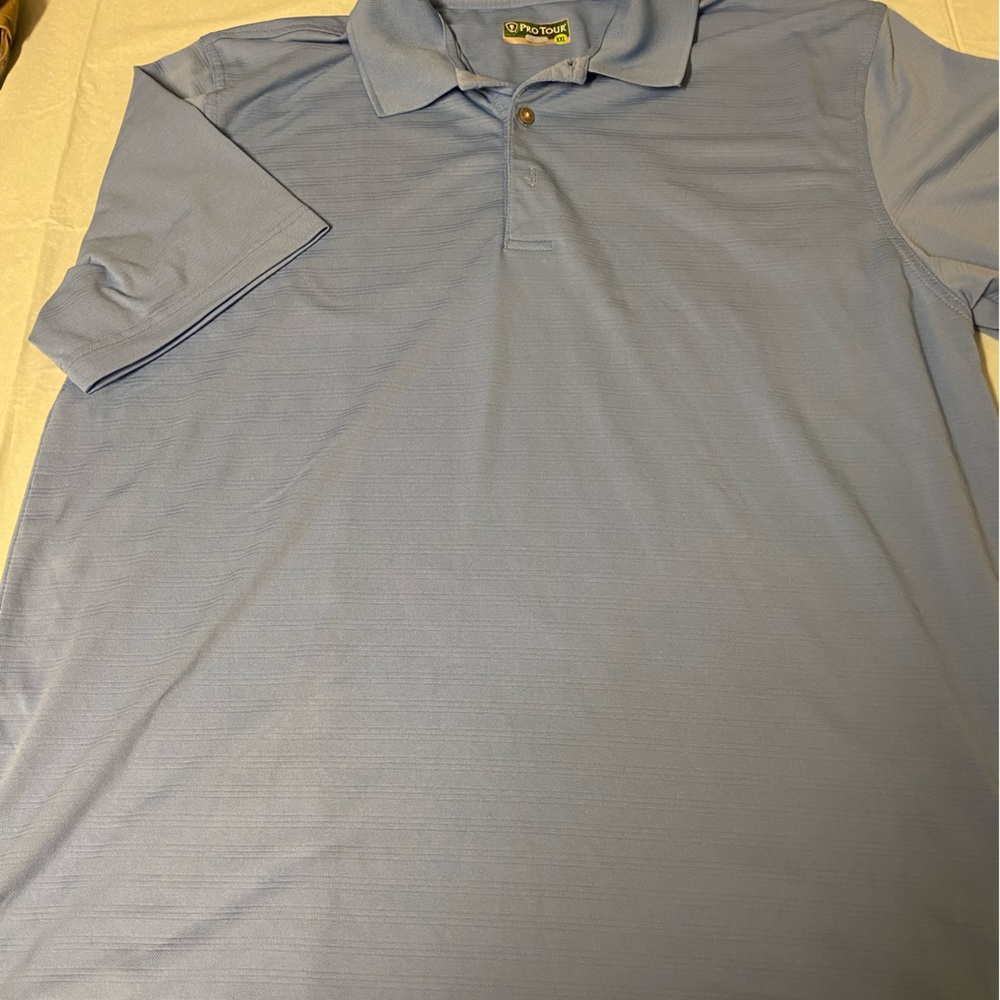 Men’s Pro Tour XXL light blue golf shirt.